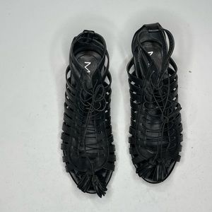 MIA Women size 7 black shoe